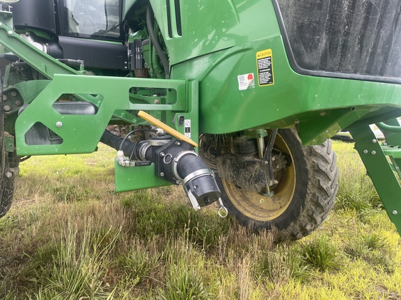 2017 John Deere R4038 Sprayer/High Clearance