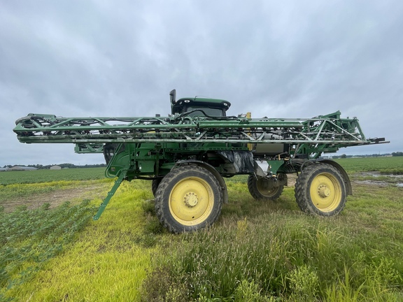 2017 John Deere R4038 Sprayer/High Clearance