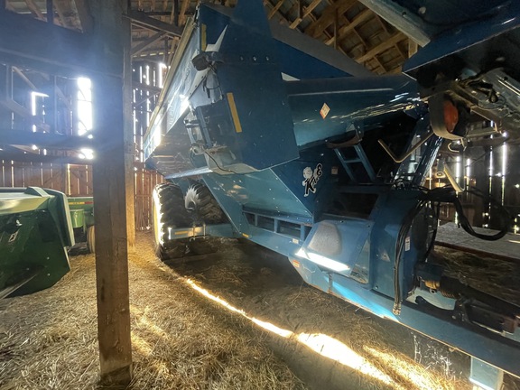 2009 Kinze 1050 Grain Cart