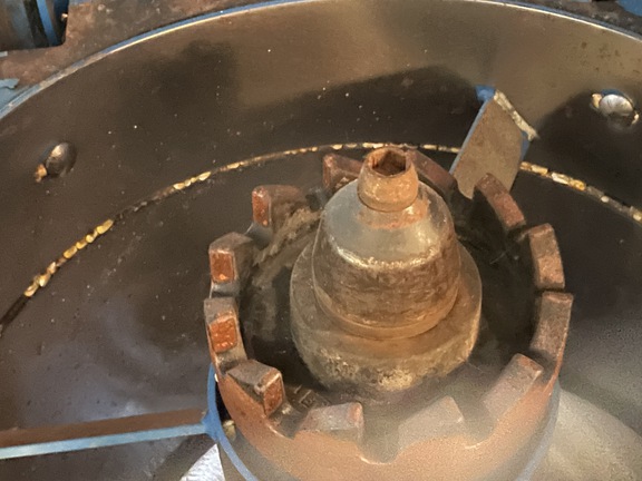 2009 Kinze 1050 Grain Cart