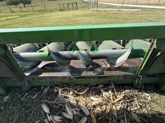 2020 John Deere 708C Header Corn Head