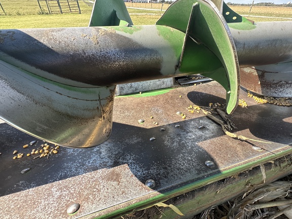 2020 John Deere 708C Header Corn Head