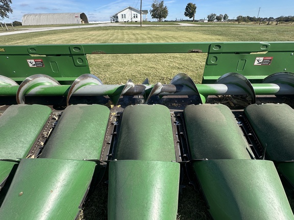 2020 John Deere 708C Header Corn Head