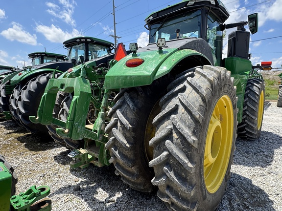2024 John Deere 9R 390 Tractor 4WD
