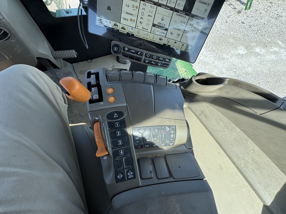 2024 John Deere 9R 490 Tractor 4WD