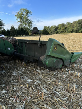 2022 John Deere C8R Header Corn Head