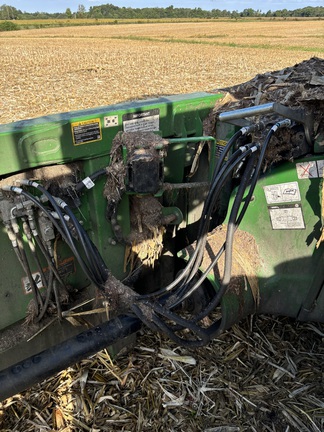 2022 John Deere C8R Header Corn Head