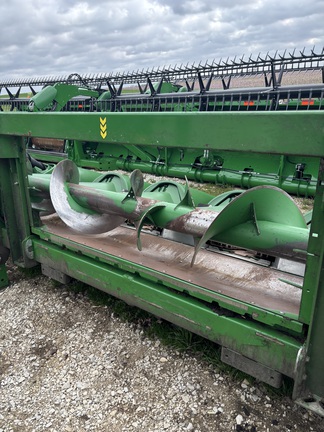 2022 John Deere C8R Header Corn Head