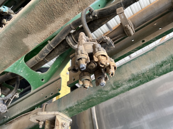 2019 John Deere R4038 Sprayer/High Clearance