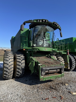 2024 John Deere S780 Combine