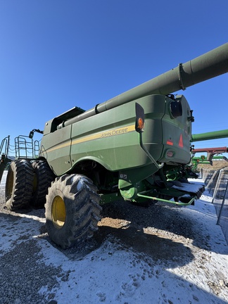 2024 John Deere S780 Combine