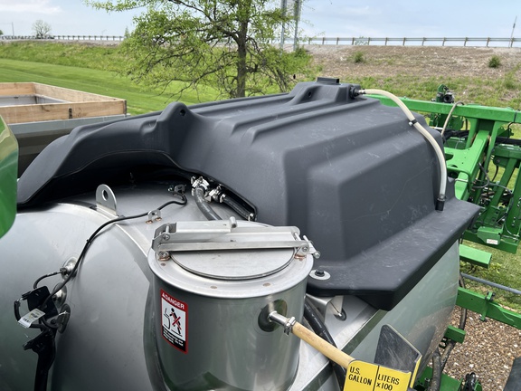 2024 John Deere 412R Sprayer/High Clearance