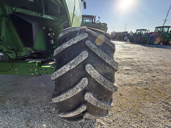 2023 John Deere S780 Combine