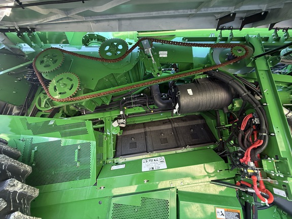 2023 John Deere S780 Combine