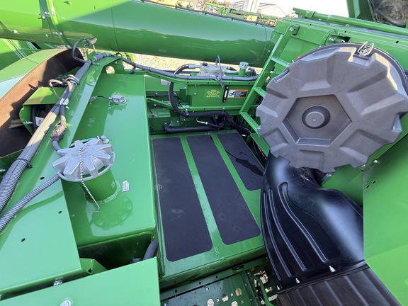 2023 John Deere S780 Combine