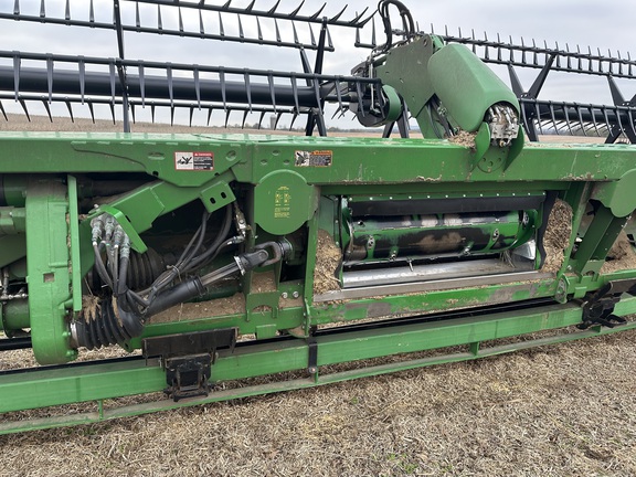 2020 John Deere 740FD Header Combine