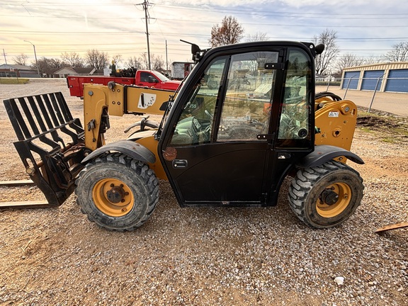 2010 Caterpillar TH255 TeleHandler