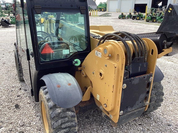 2010 Caterpillar TH255 TeleHandler