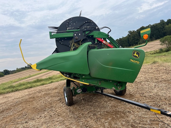 2020 John Deere 740FD Header Combine