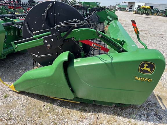 2020 John Deere 740FD Header Combine
