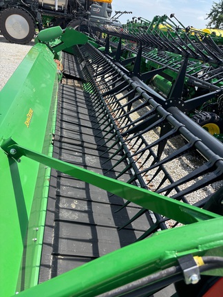 2020 John Deere 740FD Header Combine