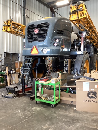 2021 Hagie STS12 Sprayer/High Clearance