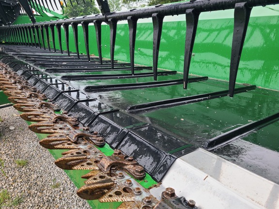 2018 John Deere 640FD Header Combine