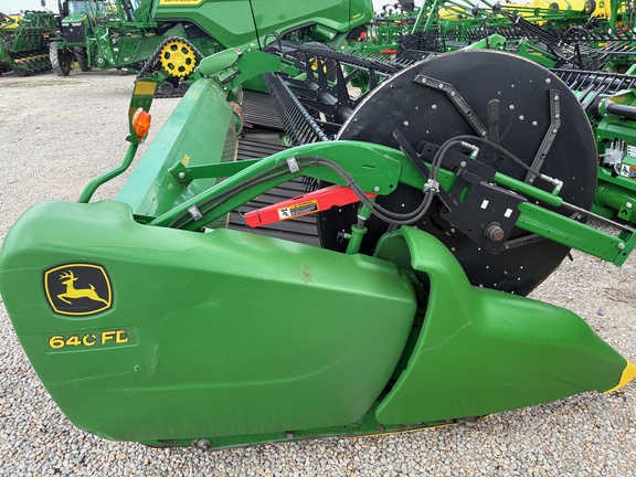 2018 John Deere 640FD Header Combine