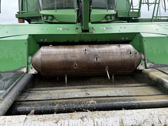 2014 John Deere 640FD Header Combine