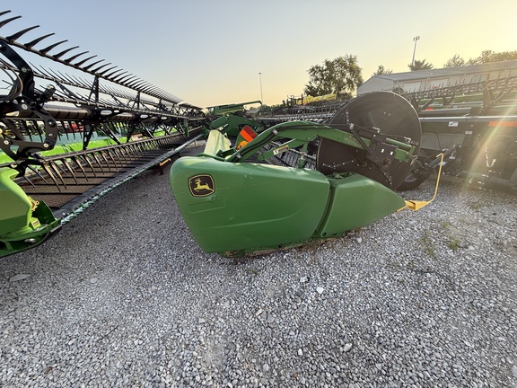 2014 John Deere 640FD Header Combine