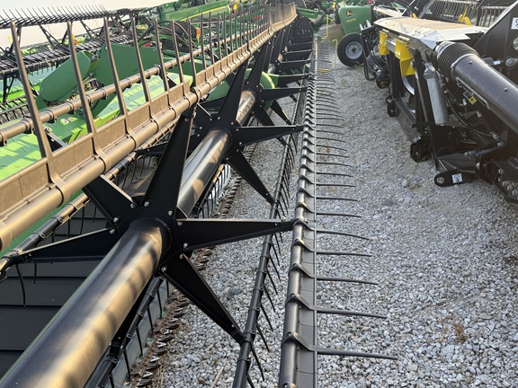 2014 John Deere 640FD Header Combine