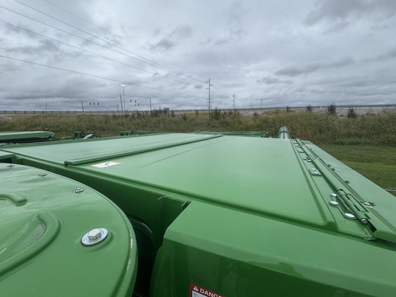 2024 John Deere S780 Combine