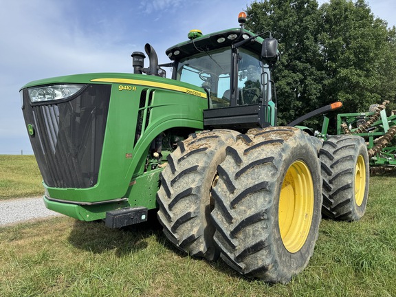 2012 John Deere 9410R Tractor 4WD