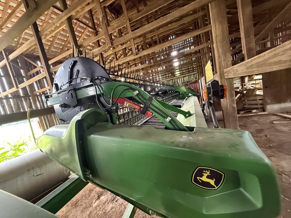 2022 John Deere RD40F Header Combine