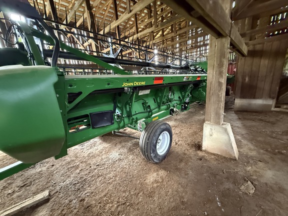 2022 John Deere RD40F Header Combine