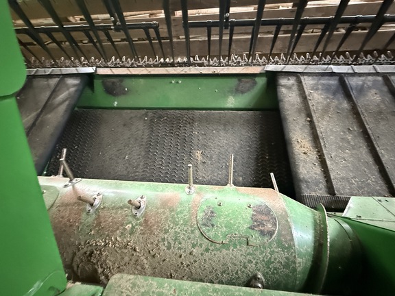 2022 John Deere RD40F Header Combine