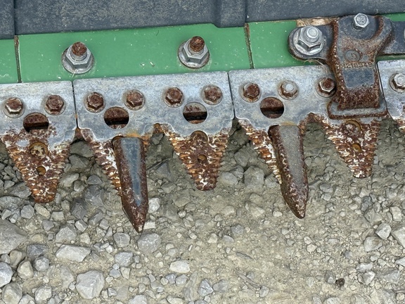 2022 John Deere RD40F Header Combine