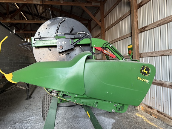 2020 John Deere 740FD Header Combine