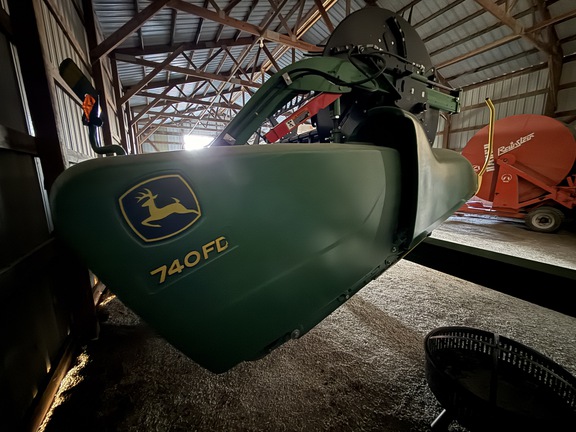 2020 John Deere 740FD Header Combine