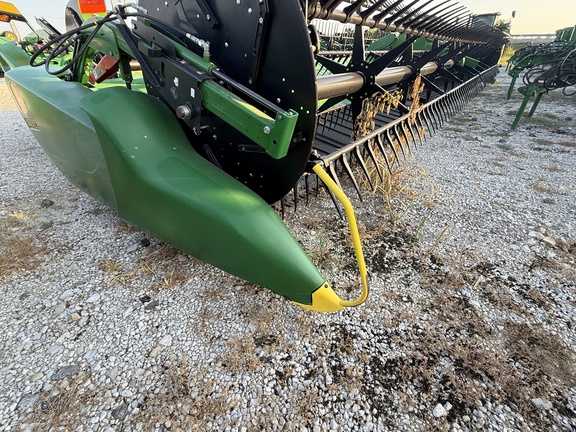 2020 John Deere 740FD Header Combine