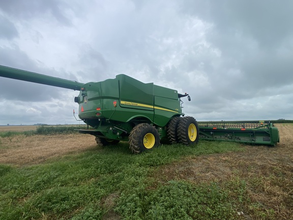 2020 John Deere S780 Combine