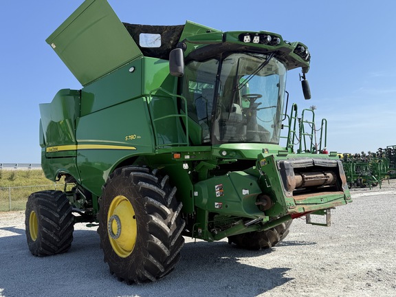 2023 John Deere S780 Combine