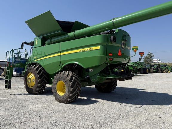 2023 John Deere S780 Combine