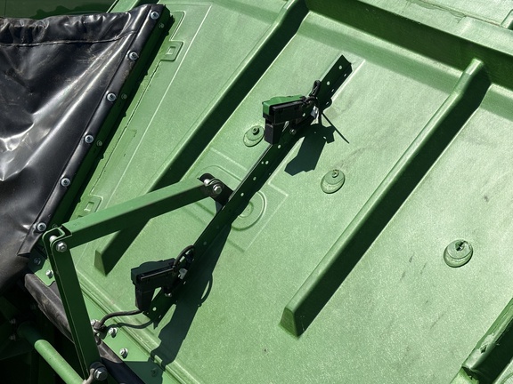 2023 John Deere S780 Combine