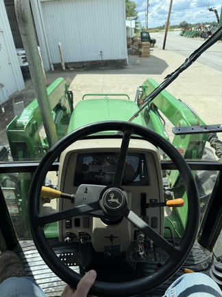 2009 John Deere 5101E Tractor