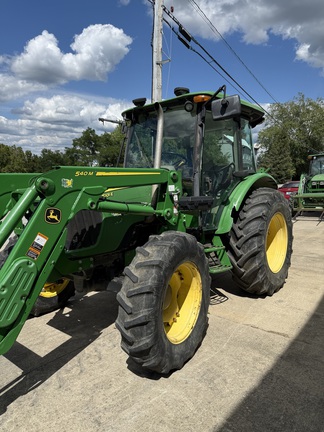 2009 John Deere 5101E Tractor