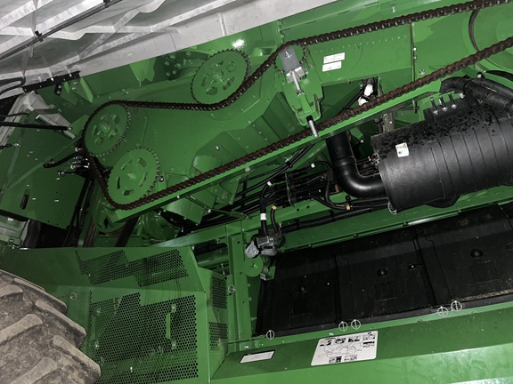 2023 John Deere S780 Combine