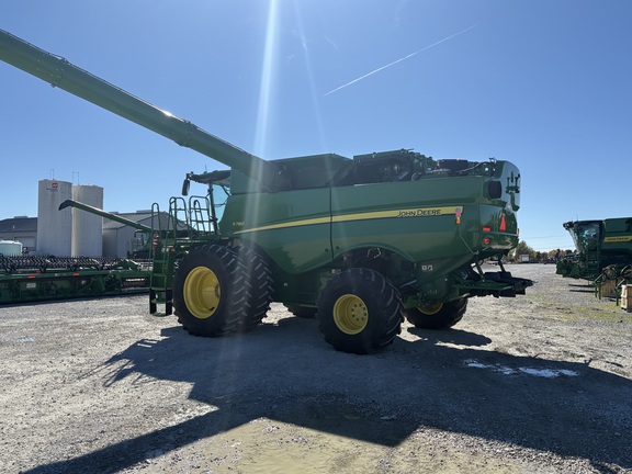 2023 John Deere S780 Combine