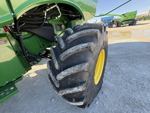 2023 John Deere S780 Combine