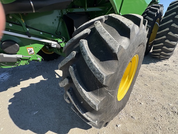 2023 John Deere S780 Combine